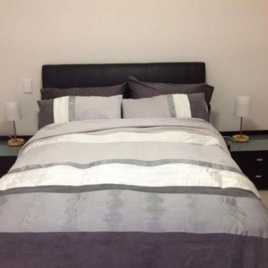 Furnished Studio - Photo 1