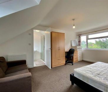 4 bedroom terraced house to rent - Photo 5