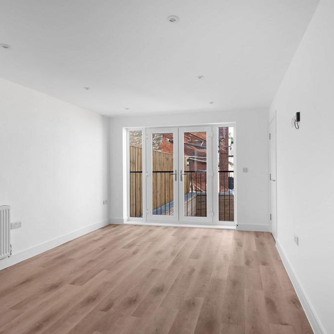 3 bedroom terraced house to rent - Photo 1