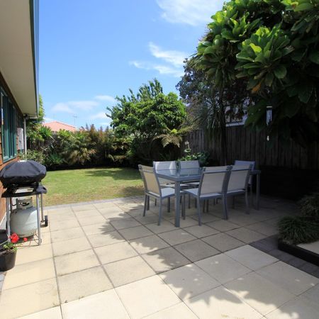 Dickson Delight - Papamoa - Photo 3