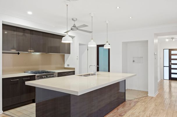 2 Sanctuary Grove Drive, Buderim QLD 4556 - House For Rent | Domain - Photo 1