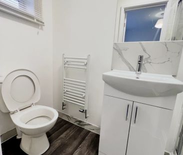 room 2 - Photo 4
