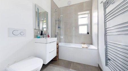 High Street, London, SE20 - Photo 5