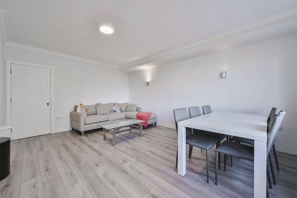 Euston Road, NW1, London - Photo 1