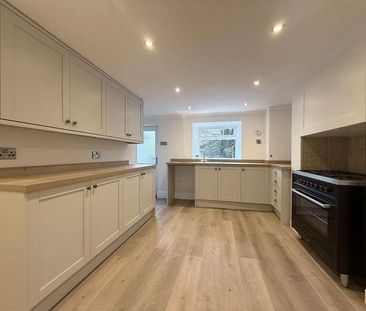 Wakefield Road, Denby Dale, HD8 - Photo 3