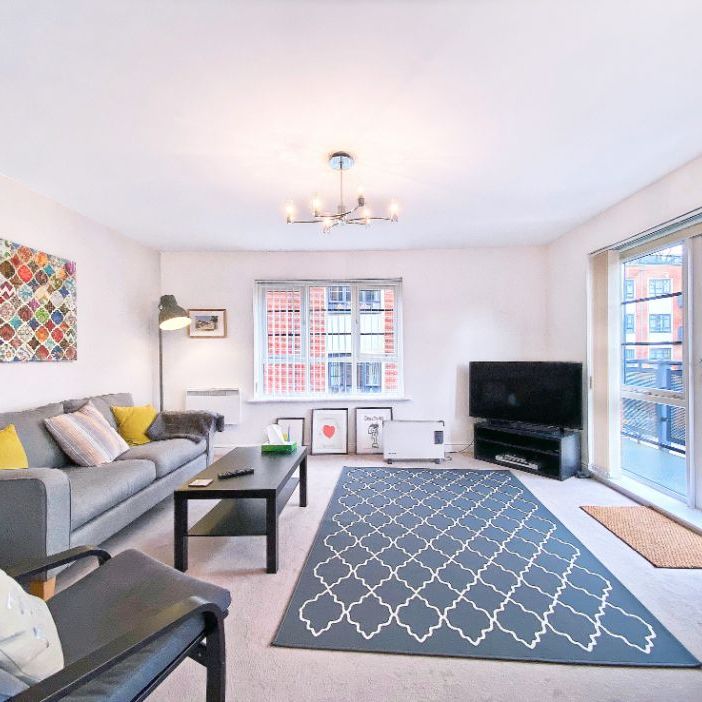 Comet House, Wallis Square, Farnborough, GU14 - Photo 1