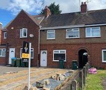 4 bedroom terraced house to rent - Photo 6