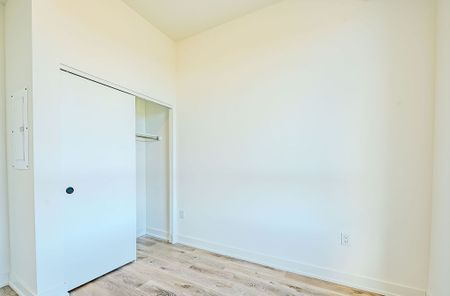 For Lease - 2475 Old Bronte Road Unit# 801, Oakville, Ontario - Photo 2