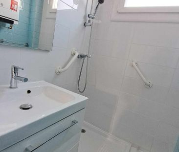 Location - Appartement T3 de 71 m² avec balcon, arrière cuisine, ca... - Photo 2