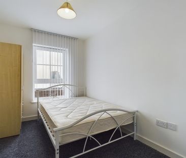 2 bedroom flat to rent - Photo 3