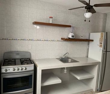 Casa Amueblada Dentro de Mérida | 2 Recámaras y Cochera Techada - Photo 1