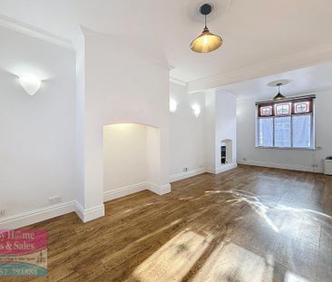 2 bedroom terraced house to rent - Photo 2