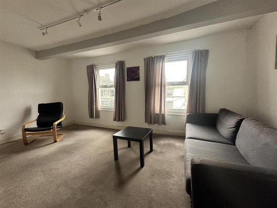 1 bedroom flat to rent - Photo 1