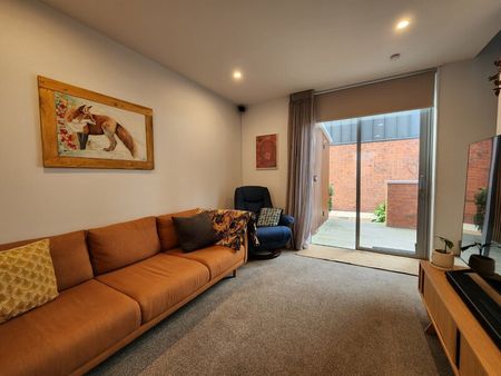 Executive Fully Furnished Two Bedroom Home! - Photo 3