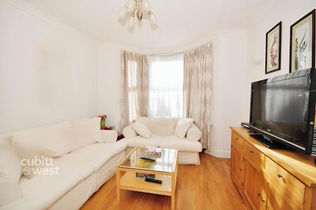 3 bedroom terraced house to rent - Photo 4