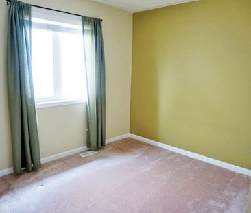 For Lease - 950 Whewell Trail, Milton, Ontario - Photo 6