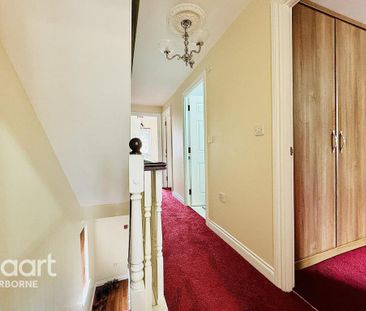 6 bedroom townhouse to rent - Photo 1