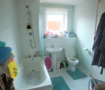 1 bedroom ground floor flat to rent - Photo 4