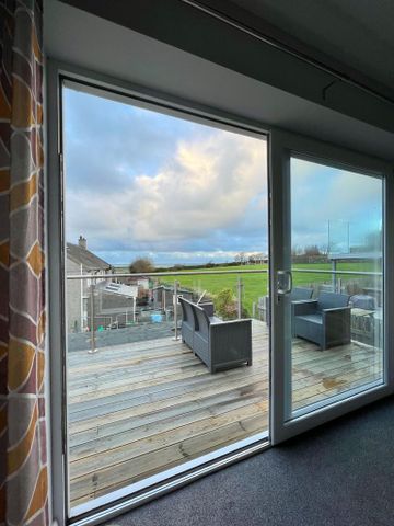 3 bedroom detached house to rent - Photo 4