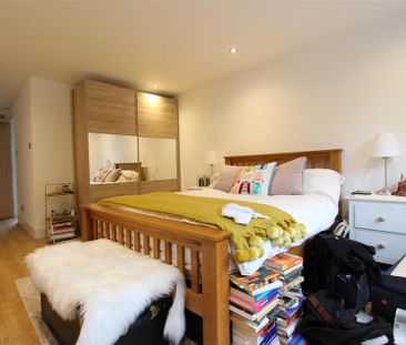 2 bedroom townhouse to rent - Photo 3