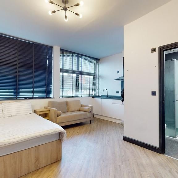 Studio to rent - Photo 1