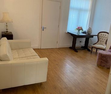 Room in a Shared House, Milner Road, B29 - Photo 1