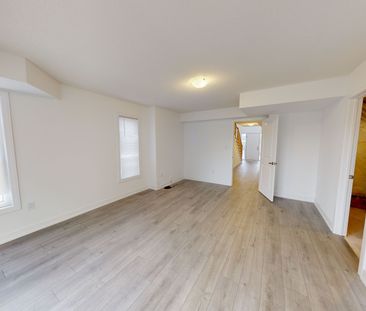 For Lease - 143 Blue Forest Crescent, Barrie, Ontario - Photo 5