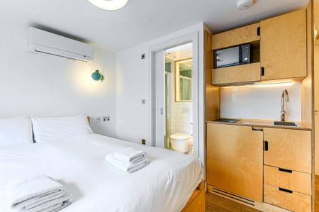 Studio to rent - Photo 2