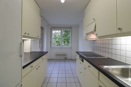 An ruhiger Lage in Reinach - grosszügige 4 1/2-Zimmerwohnung im Hochparterre - Photo 4