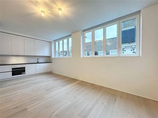 Appartement te huur - Photo 1