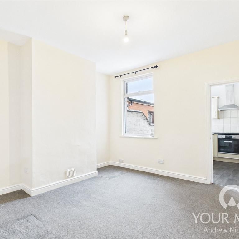 2 bedroom terraced house to rent - Photo 1