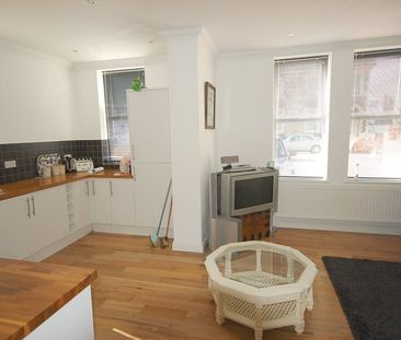 1 bed flat to rent in Southcote Road, Bournemouth, BH1 - Photo 4