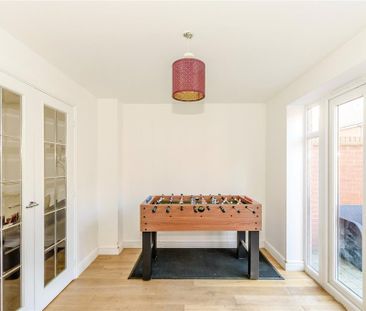 5 bedroom detached house to rent - Photo 6