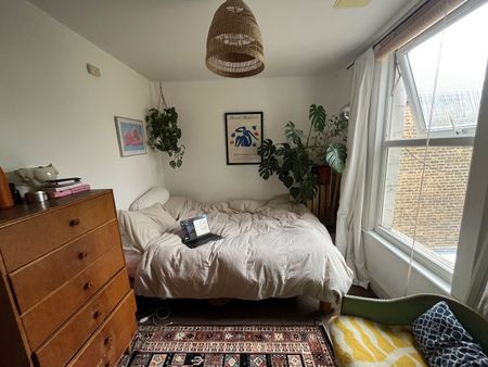 3 Bed Flat, Narford Rd, E5 - Photo 5