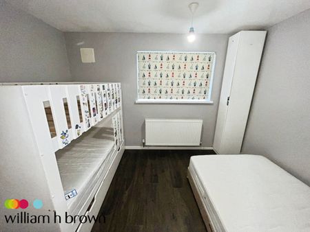 Kingston Hill Avenue, Romford - Photo 2