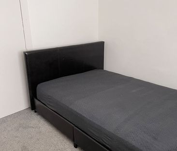 3 Bed Flat, Manor Drive, AB16 - Photo 6