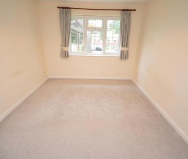 3 bedroom end of terrace house to rent - Photo 4