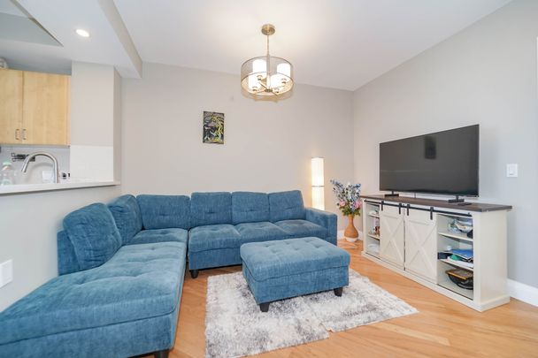 For Lease - 200 Burnhamthorpe Road Unit# 1402, Mississauga, Ontario - Photo 1