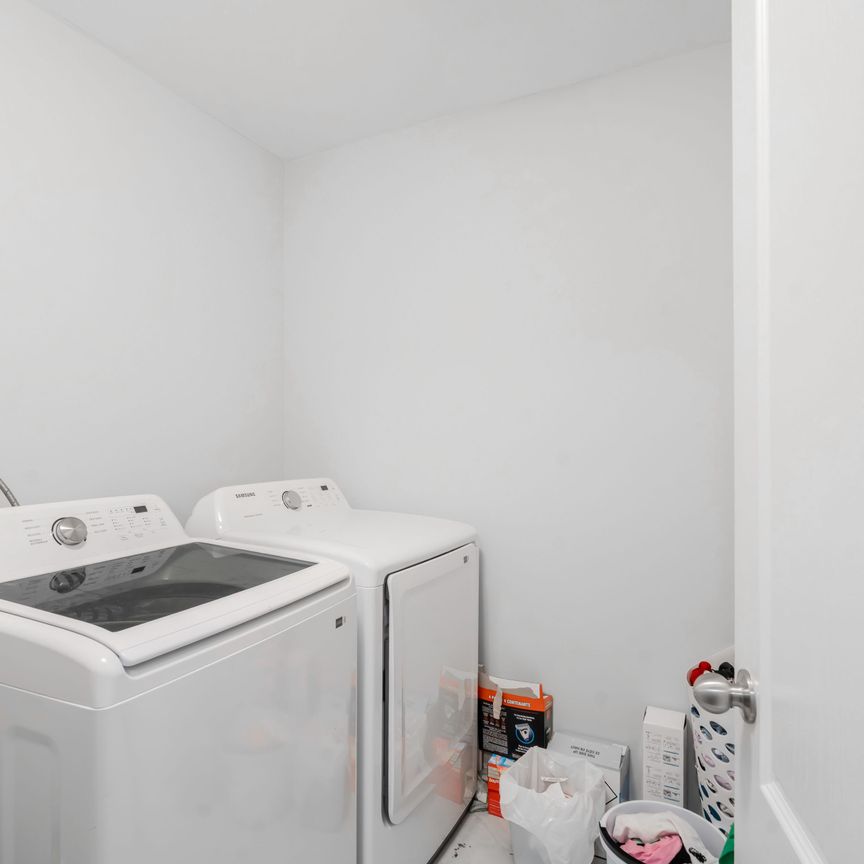 For Lease - 459 Julia Drive, Welland, Ontario - Photo 1