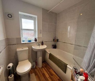 Hutchinson Way, Radcliffe, M26 - Photo 5