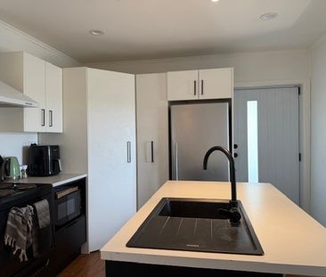 Modern Comfort - Gate Pa - Photo 5