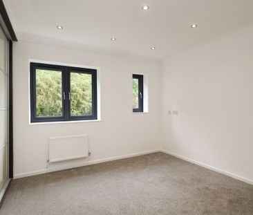 4 bedroom House to rent - Photo 6