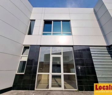 Office space for rent in Revilla, Spain - Foto 1