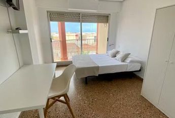 Carrer Pintor Renau, Torrent, Valencian Community 46900