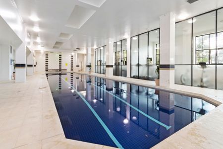 One Bedroom Apartment Flooded with Natural Light - Photo 2