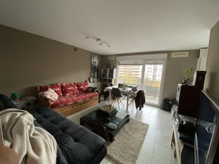 Location Appartement 2 pièces Meublé 49m² CHAMBERY 73000 - Photo 3