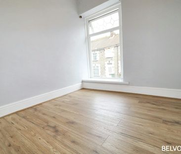 Terraced House to rent on - Photo 1