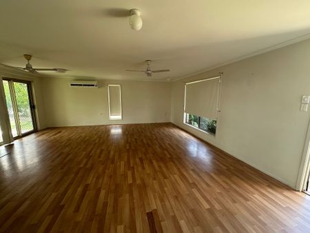 33 Rayleigh Street, Wulguru - Photo 2