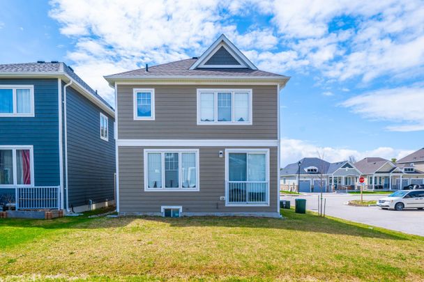 For Lease - 28 Abby Drive, Wasaga Beach, Ontario - Photo 1
