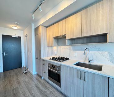 13350 Central Avenue #3204, Surrey, BC V3T0S1 - Photo 6